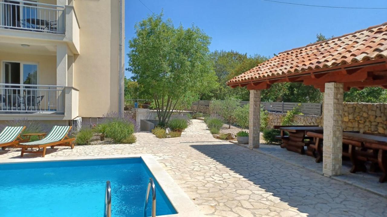 Apartmani Ivica Krk Town Εξωτερικό φωτογραφία