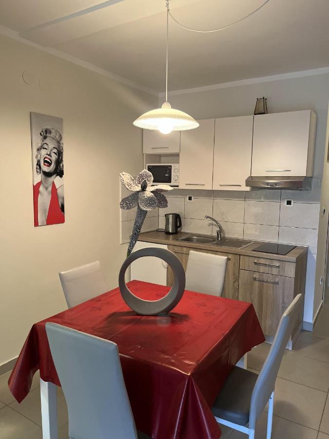 Apartmani Ivica Krk Town Εξωτερικό φωτογραφία